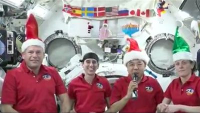 رواد الفضاء احتفلوا بالسنة الجديدة، 16 مرة