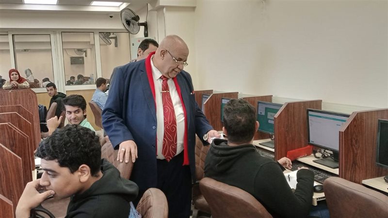 رئيس جامعة الأقصر
