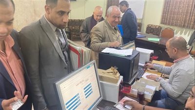 استخراج بطاقات العضوية والعلاج للمحامين من مقار الفرعيات