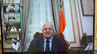 الخشت يشارك باجتماع مجلس أمناء الجامعة الإسلامية العالمية