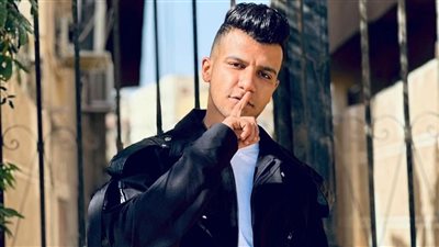 عصام صاصا يتفوق على روبي بأغنية «لفت الأيام ودارت» (فيديو)