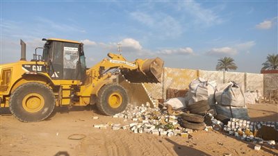 تحرير 105 أفدنة من أراضي أملاك الدولة بناحية حجازة 