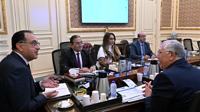  وزير الزراعة: لا يوجد عجز في تقاوي البطاطس والكميات المتاحة تكفي لزراعة العروة الصيفية.. 3 ملايين و62 ألف فدان حجم الأراضي المزروعة بالقمح حتى الآن