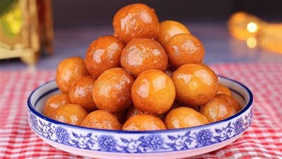 طريقة عمل لقمة القاضي في البيت، زي الجاهزة