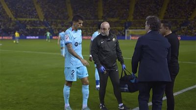 برشلونة يتأخر أمام لاس بالماس بهدف في الشوط الأول وإصابة جواو كانسيلو