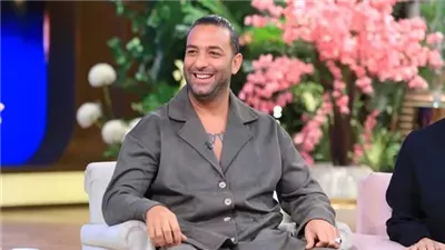 ميدو ينشر فيديو أثناء ذهابه لأداء صلاة الفجر