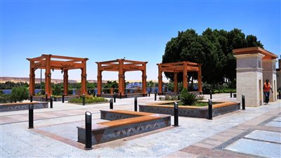 إنجاز معدلات التنفيذ في مشروع ممشى أهل مصر بأسوان تمهيدا لافتتاحه في العيد القومي 