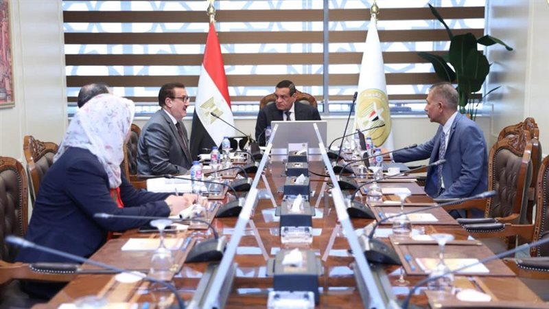 اجتماع وزير التنمية