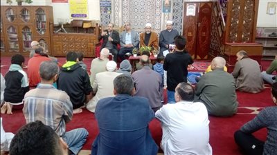 مساجد مصر تصدح بالحديث عن الصحة الإنجابية، علماء الأوقاف: حق الطفل يوجب تنظيم النسل 