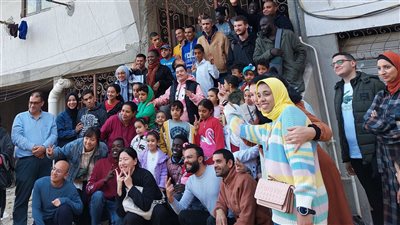 وفد شبابي من المتطوعين دوليا يحتفل بعيد الميلاد مع ذوي الهمم بالإسكندرية (صور)