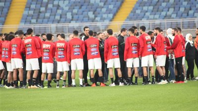 شاهد هزار محمد صلاح وكهربا في مران منتخب مصر