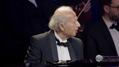 هاني شنودة يبدع بموسيقى لونجا 79 في sold out (فيديو)