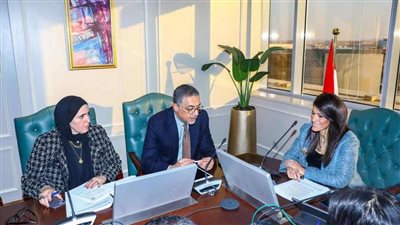 المشاط ورئيس هيئة الاستثمار يبحثان تعزيز التعاون المشترك بين الهيئة وشركاء التنمية