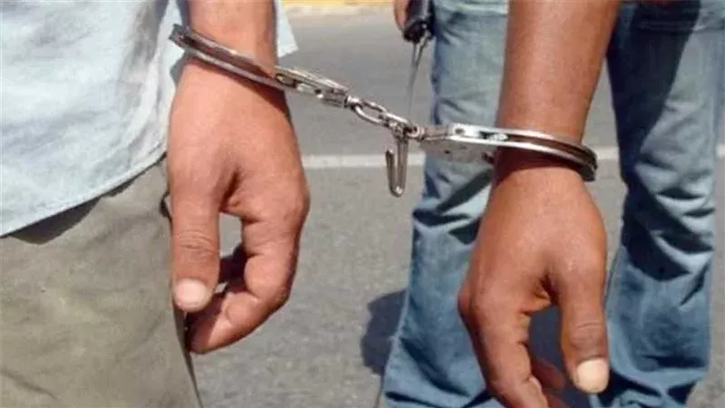 ضبط 25 عاطلا بحوزتهم