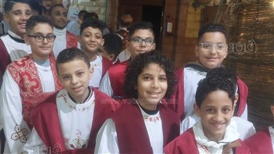 ملائكة صغار بالزي الأبيض، تألق شمامسة كنائس بورسعيد خلال قداس عيد الميلاد المجيد (صور)