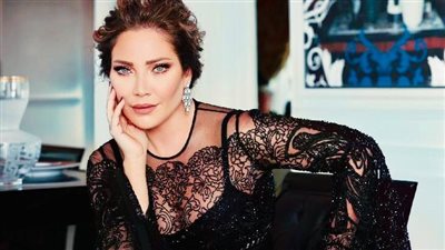 طلعونا بشكل غريب، سوسن ميخائيل تكشف معاناة فريق مسلسل الخائن مع كاست المكياج