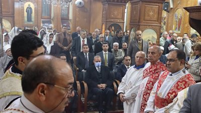 محافظ القليوبية يشهد قداس عيد الميلاد المجيد بكنيسة السيدة العذراء ببنها