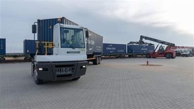 4 دقائق ترصد أعمال تطوير ميناء أكتوبر الجاف (فيديو)