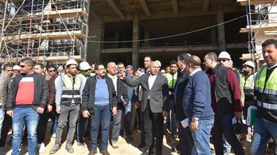 وزير النقل يتابع تنفيذ مشروع الخط الأول للقطار الكهربائي 