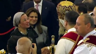 وزيرة البيئة تهنئ البابا تواضروس والأقباط بعيد الميلاد المجيد