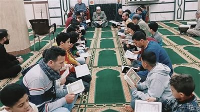 إقبال على مقارئ القرآن الكريم التابعة لأوقاف الإسماعيلية (صور) 