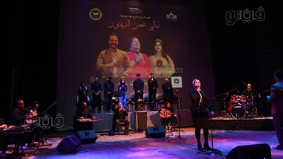 غصن الزيتون، روائع الإنشاد والطرب والتراث في حب فلسطين على مسرح نهاد صليحة (فيديو)