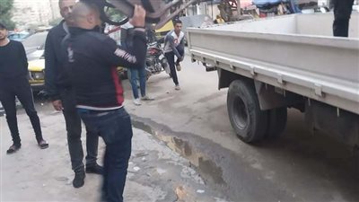 حملة مكبرة فى المنتزة لرفع إشغالات الباعة الجائلين بالإسكندرية 