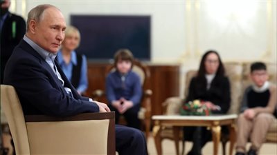 رسالة من بوتين لعائلات العسكريين الروس المشاركين في الحرب الأوكرانية