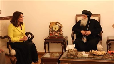 نائبة محافظ الجيزة تزور مطرانية أكتوبر وأوسيم لتقديم التهنئة بعيد الميلاد المجيد (صور)