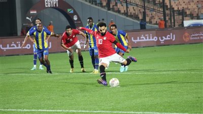 محمد صلاح يحرز الهدف الثاني لمنتخب مصر في مرمى تنزانيا 