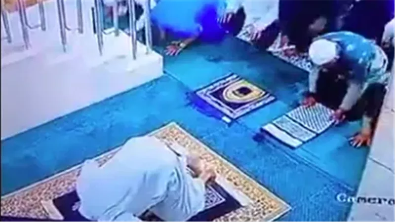 وفاة إمام مسجد في