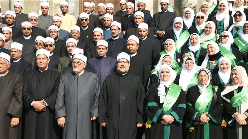 وزير الأوقاف خلال