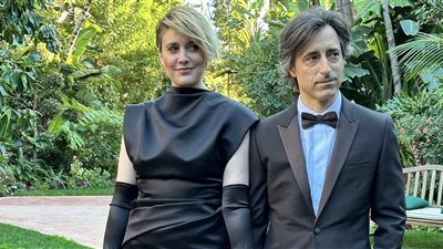 أول ظهور للزوجين نواه بومباخ وجريتا جيروج في حفل الجولدن جلوب