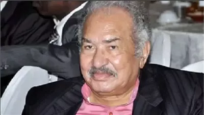 حمدي أحمد.. دخل الفن من باب السياسة.. تألق مسرحيا وتلفزيونيا وسينمائيا.. وفرمان شادية أبعده عن «ريا وسكينة»