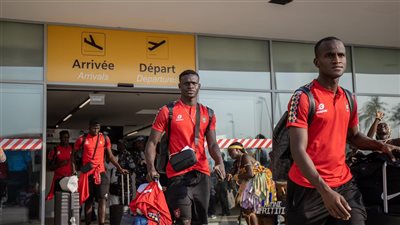 بعثة غينيا بيساو تصل كوت ديفوار استعدادا لخوض أمم إفريقيا (صور)
