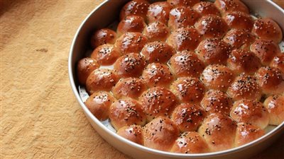 طريقة عمل خلية النحل بالقشطة، حلوى مميزة ولذيذة 