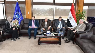 وحدة حقوق الإنسان بوزارة التعليم العالي تنظم ورشة عمل بجامعة قناة السويس (صور)