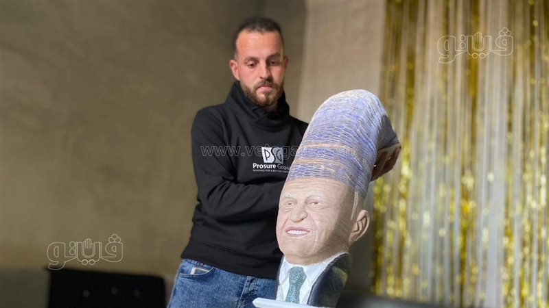 مينا يبدع تمثال مجدي