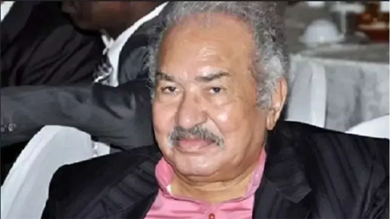 الفنان حمدي أحمد،