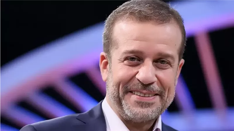 شريف منير، فيتو