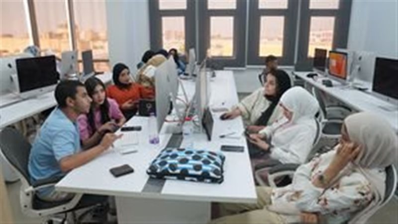 البرامج التدريبية،