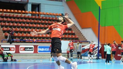 رجال طائرة الأهلي يواجه سموحة في الدوري