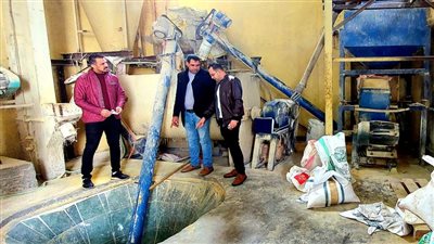 ضبط مصنعين يعملان بالمخالفة للقانون بالبحيرة 