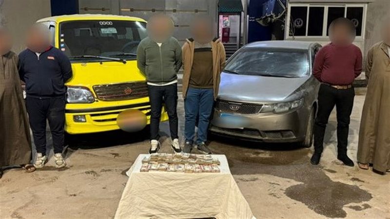 سطو مسلح على مطرب