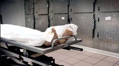 عامل ينهى حياة صديقه ويحرق جثته لعدم دفعه ثمن المخدرات في السلام