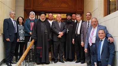وفد من تعليم دمياط يهنئ الأقباط الأرثوذكس بعيد الميلاد المجيد
