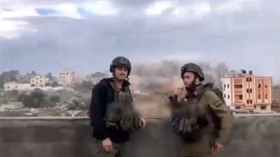 إسرائيلي يكشف مقتل جنديين للاحتلال: فجروا مساكن الشجاعية بالألغام فانفجرت فيهم (فيديو)