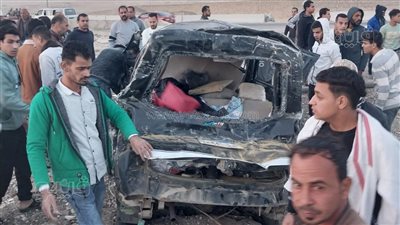 مصرع 4 أشخاص وإصابة 10 آخرين في تصادم ميكروباص وملاكي أعلى أوسطي التجمع