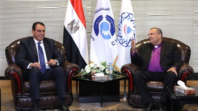 رئيس الإنجيلية يستقبل وزير المجالس النيابية للتهنئة بعيد الميلاد