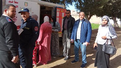 قافلة سكانية بالبحيرة تقدم خدمات طبية لأهالي قرية درشابة بالرحمانية 